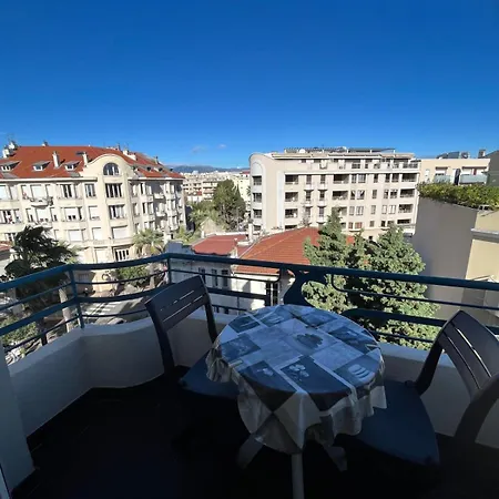 Studio In The Heart Of Les Pins With Magnificent Sea View Terrace Apartment *