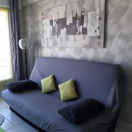 Apartment Studio In The Heart Of Les Pins With Magnificent Sea View Terrace *