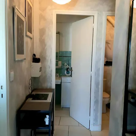 Apartment Studio In The Heart Of Les Pins With Magnificent Sea View Terrace *